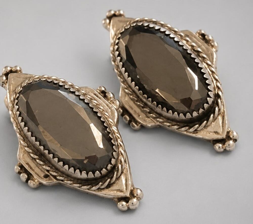 Whiting Davis Vintage Ornate Silver & Black Clip On Earrings Glass Hematitenv-34